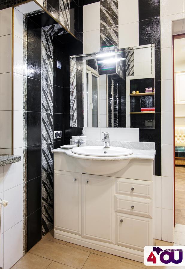 4You Apartaments リヴィウ エクステリア 写真