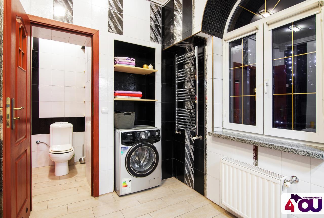 4You Apartaments リヴィウ エクステリア 写真